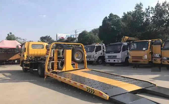 奎屯汽车中途维修案例